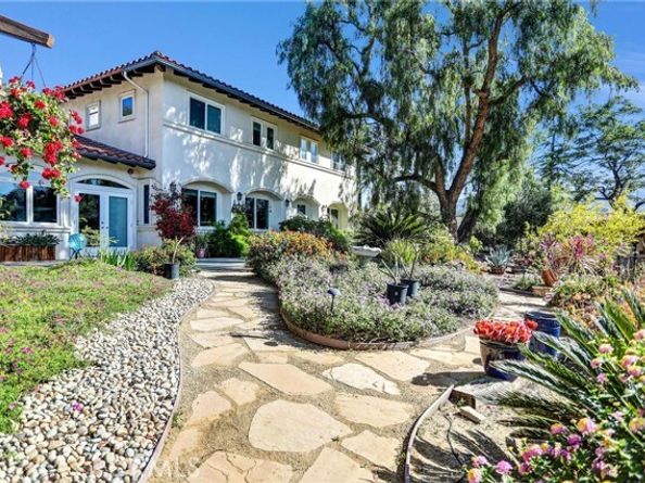 10345 McBroom Street, Sunland (los Angeles) CA 91040