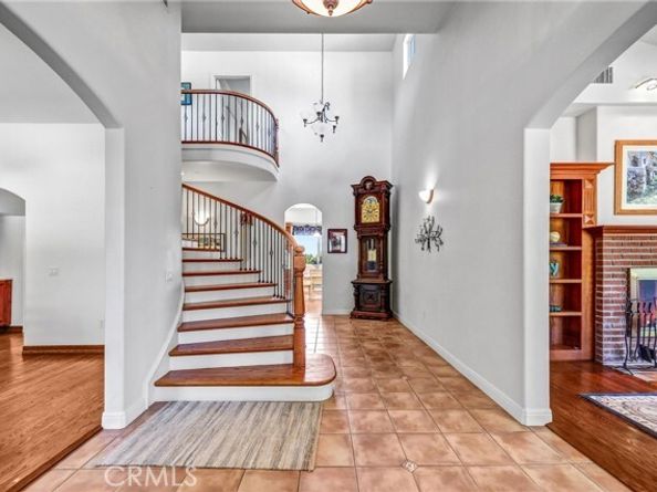 10345 McBroom Street, Sunland (los Angeles) CA 91040