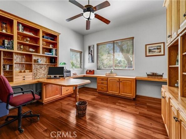 10345 McBroom Street, Sunland (los Angeles) CA 91040