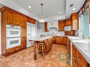 10345 McBroom Street, Sunland (los Angeles) CA 91040