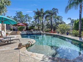10345 McBroom Street, Sunland (los Angeles) CA 91040