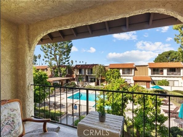 19545 Sherman Way 74, Reseda (los Angeles) CA 91335