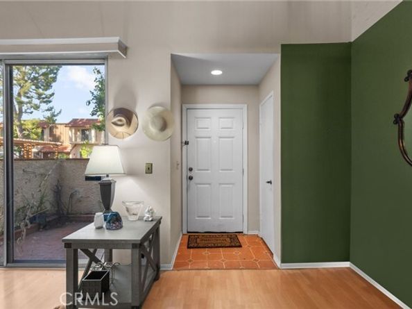 19545 Sherman Way 74, Reseda (los Angeles) CA 91335