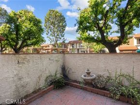 19545 Sherman Way 74, Reseda (los Angeles) CA 91335