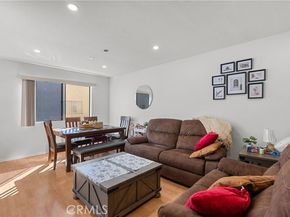 19545 Sherman Way 74, Reseda (los Angeles) CA 91335