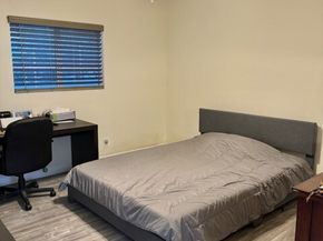 10549 Rhodesia, Sunland (los Angeles) CA 91040