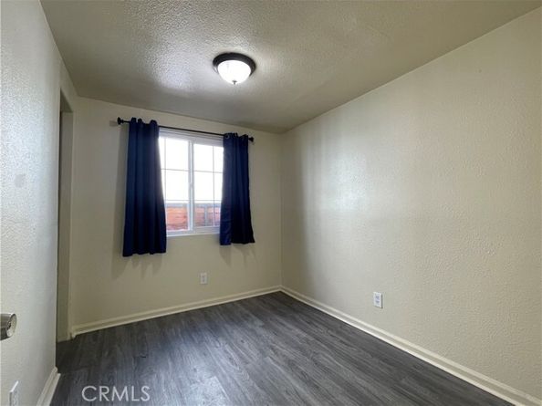 211 E Eagle Street, Long Beach CA 90806