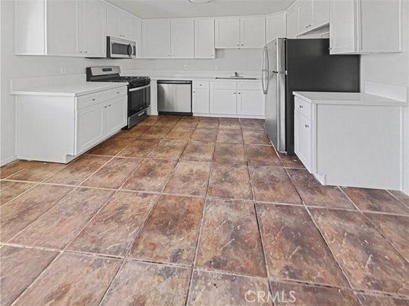 8800 Cedros Avenue 209, Panorama City (los Angeles) CA 91402