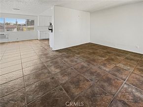 8800 Cedros Avenue 209, Panorama City (los Angeles) CA 91402