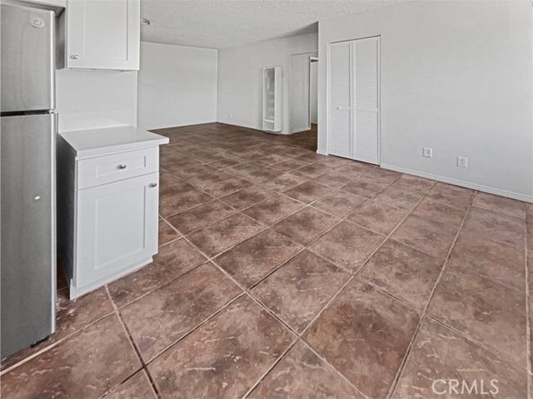 8800 Cedros Avenue 209, Panorama City (los Angeles) CA 91402