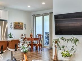 877 Orchid, Azusa CA 91702