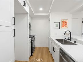 9714 Sepulveda 217, North Hills (los Angeles) CA 91343