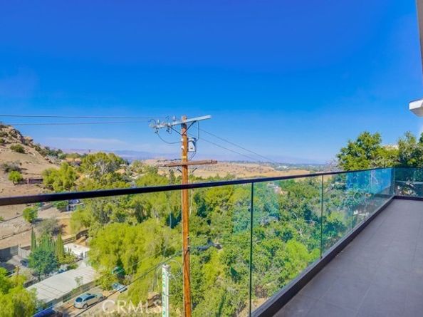 8366 Hillcroft Drive, West Hills (los Angeles) CA 91304