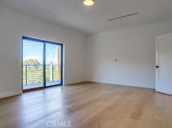 8366 Hillcroft Drive, West Hills (los Angeles) CA 91304
