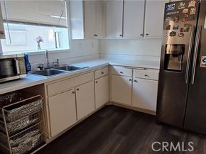 11150 Glenoaks Boulevard 223, Pacoima (los Angeles) CA 91331