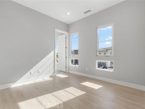 20637 W Hummingbird, Porter Ranch (los Angeles) CA 91326