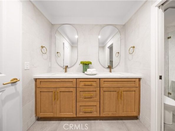 2427 Vista Nobleza, Newport Beach CA 92660