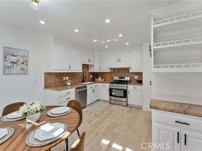 22718 Via Castilla, Lake Forest (el Toro) CA 92630