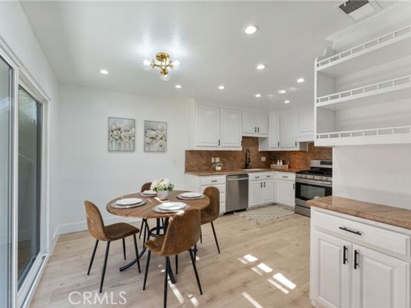 22718 Via Castilla, Lake Forest (el Toro) CA 92630