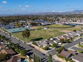 22718 Via Castilla, Lake Forest (el Toro) CA 92630