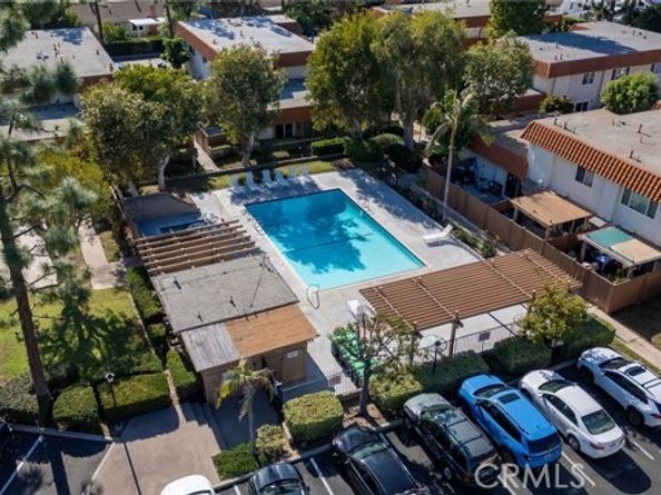 22718 Via Castilla, Lake Forest (el Toro) CA 92630