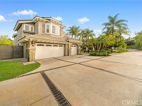10 Skylark Way, Laguna Hills CA 92679