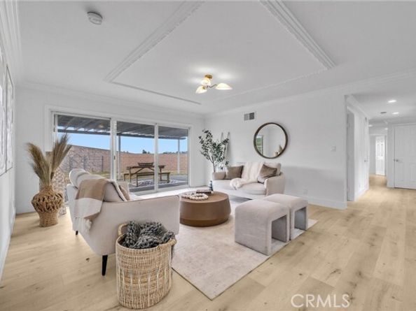 872 Huron, Claremont CA 91711