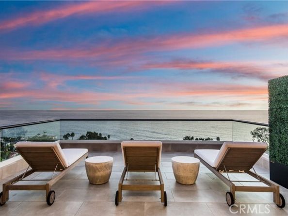 2492 Glenneyre Street, Laguna Beach CA 92651