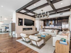 2492 Glenneyre Street, Laguna Beach CA 92651