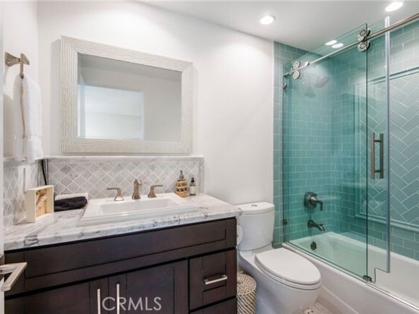 2492 Glenneyre Street, Laguna Beach CA 92651
