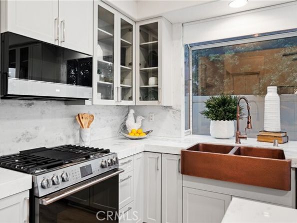 911 S Firefly, Anaheim CA 92808