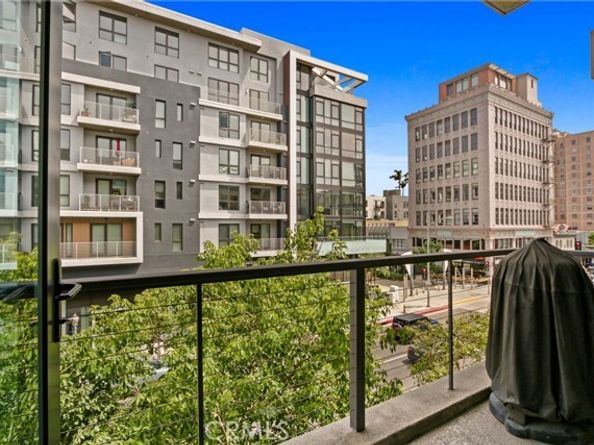 133 The Promenade 330, Long Beach CA 90802