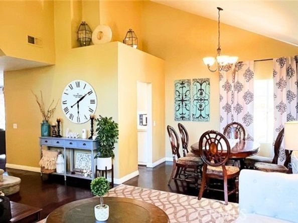 26151 Owl Court, Lake Forest (el Toro) CA 92630