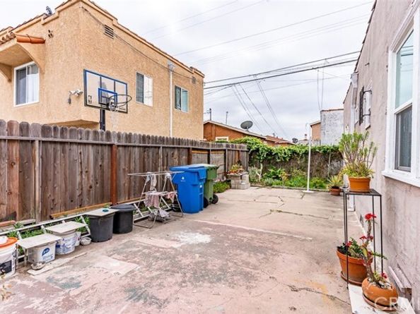 8462 S Denker Avenue, Los Angeles CA 90047