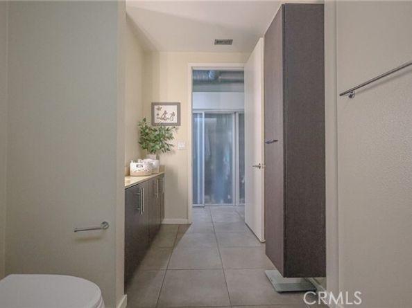 133 The Promenade 334, Long Beach CA 90802