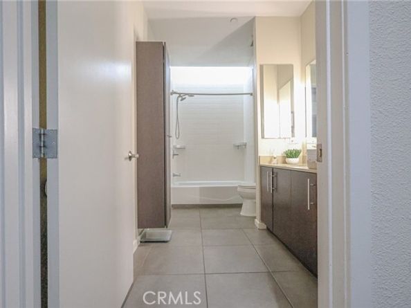133 The Promenade 334, Long Beach CA 90802