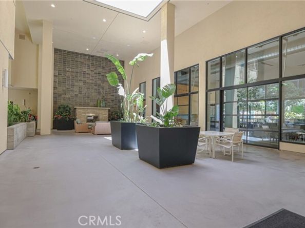 133 The Promenade 334, Long Beach CA 90802