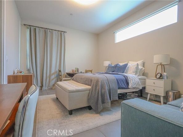 133 The Promenade 334, Long Beach CA 90802