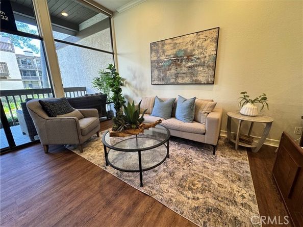 5104 Marina Pacifica Drive, Long Beach CA 90803