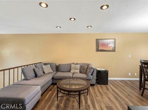 15106 Nordhoff Street 29, North Hills (los Angeles) CA 91343