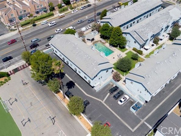 15106 Nordhoff Street 29, North Hills (los Angeles) CA 91343
