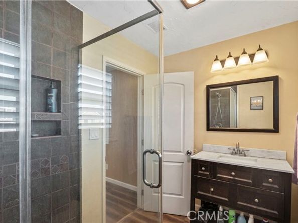 15106 Nordhoff Street 29, North Hills (los Angeles) CA 91343