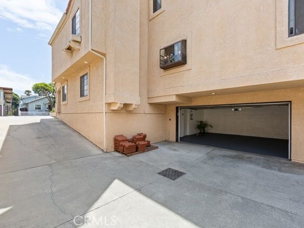 917 Euclid Avenue, Long Beach CA 90804