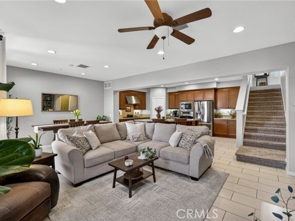 3877 Par, Yorba Linda CA 92886