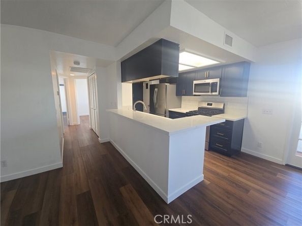 6065 Estelle 13, San Diego CA 92115