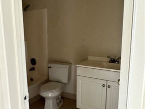 2408 E 17th Street, Long Beach CA 90804