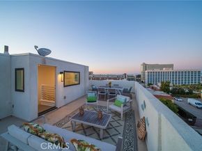 273 W 8th Street, San Pedro (los Angeles) CA 90731