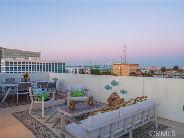273 W 8th Street, San Pedro (los Angeles) CA 90731