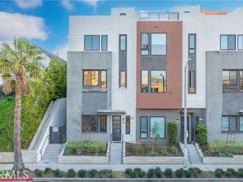 273 W 8th Street