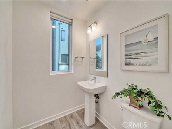 273 W 8th Street, San Pedro (los Angeles) CA 90731